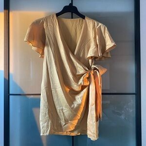 Elegant Wrap Dress with Ruffle Sleeves